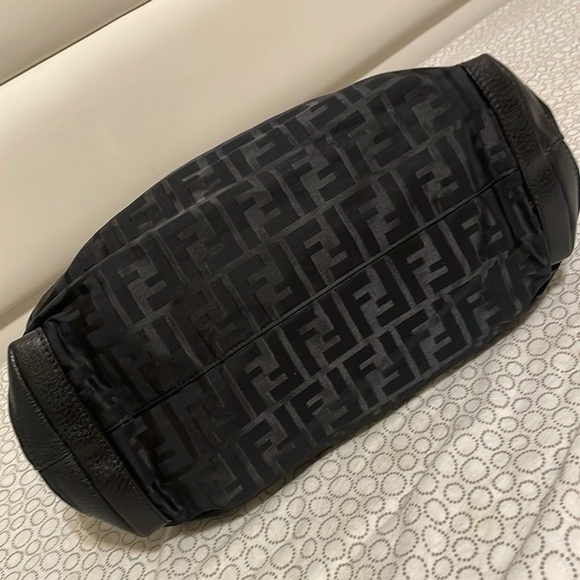 Fendi Black Zucca Tote Bag - Picture 15 of 16